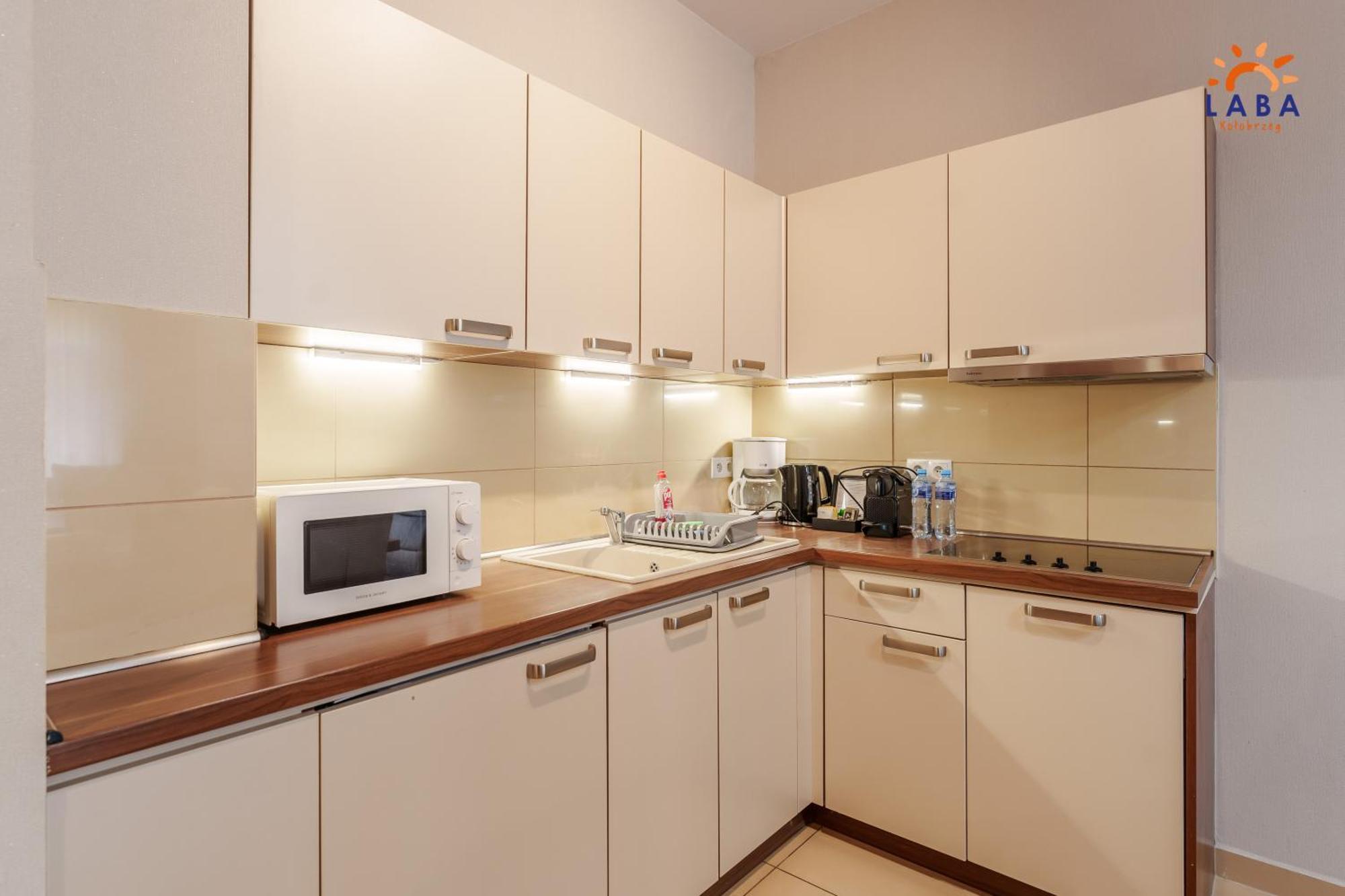 Laba Kolobrzeg Apartamenty Diune Z Parkingiem ภายนอก รูปภาพ